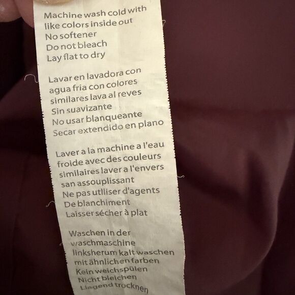 Fabletics Tahoe Teddy  Fleece Jacket Snap Front Camo Merlot Black Pink L bv - Picture 11 of 11